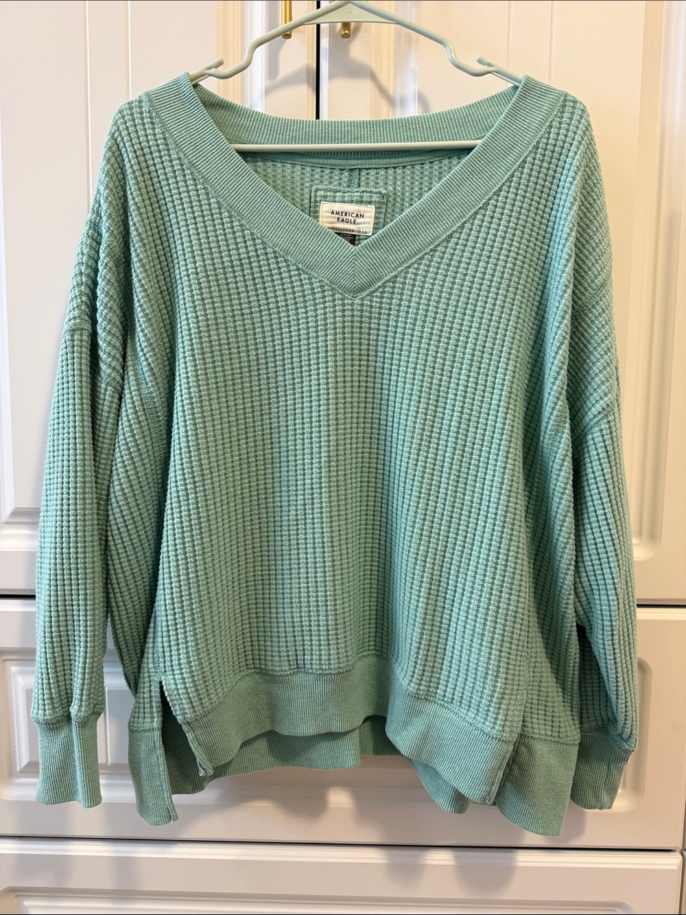 American Eagle Outfitters Waffle V-Neck off shoulder Sweater